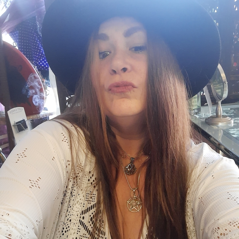 Meet your Posher, Kimberly Dawn